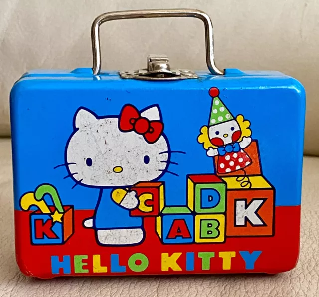 Vintage 1976 Sanrio Hello Kitty Metallic Mini Case USED H: 7cm W: 10cm