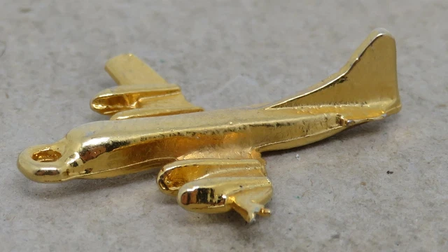 RARE ++ ARNOLD 1:1235 DOUGLAS DC 6B - DEMI FUSELAGE Half