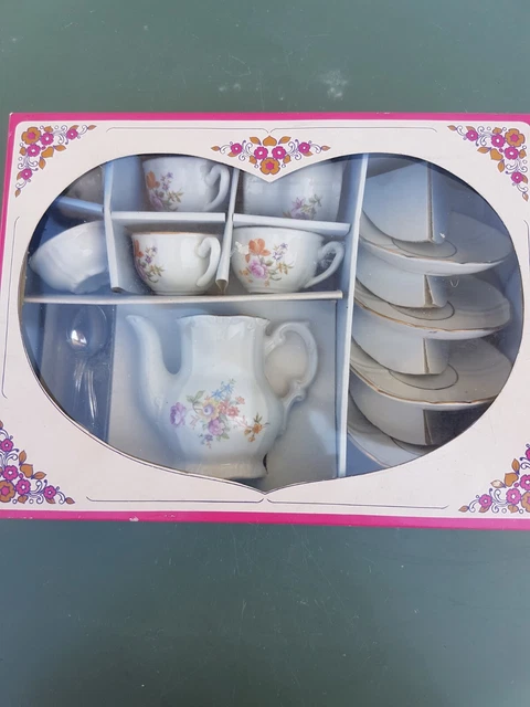 Ancienne Dinette Service à Café En Biscuit émaillé – Motif Fleuri, Vintage