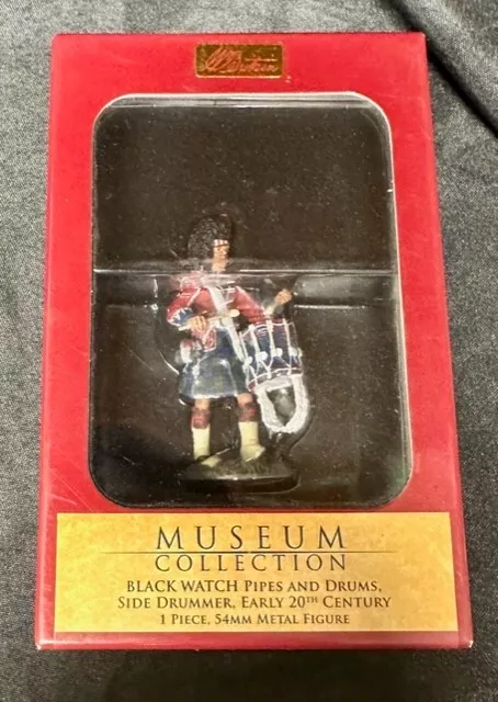 W. Britain Black Watch Pipes & Drums Museum Collection 54Mm #10008