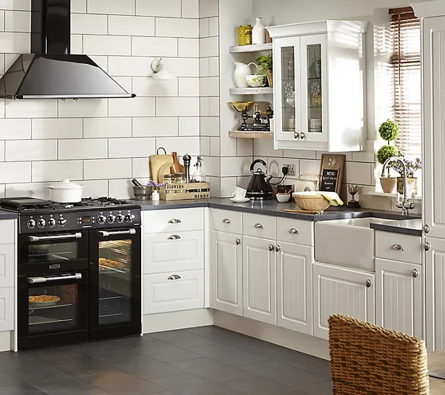 IT Kitchens (B&Q) Chilton Blanco Estilo País Puente Puerta (W) 600mm