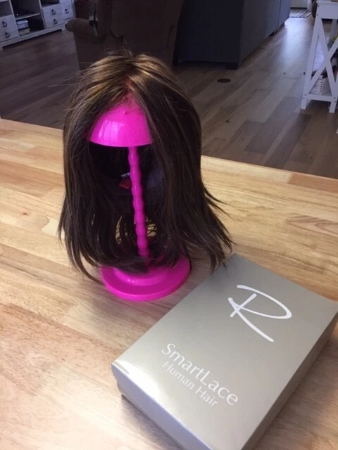 Carrie by Jon Renau - 100% Human Hair with Lace Front Average. (never worn) Carrie by Jon Renau - 100% Human Hair with Lace Front Average. (never worn)