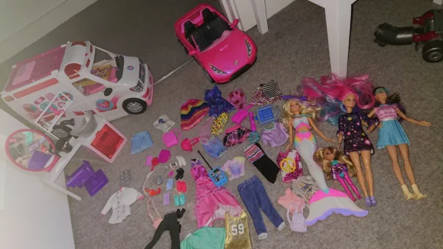Barbie bundle, car, ambulance, hairdresser, dolls & accessories