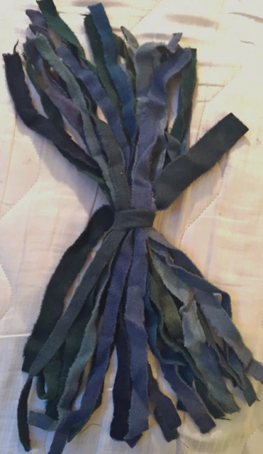 Bundled Hand-Dyed Wool Selvedges for Crafts, Prodding, Braiding Rugs #10