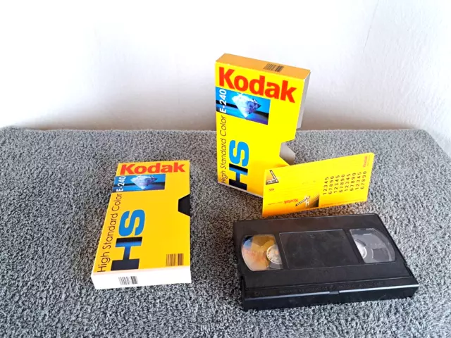 2 x Kodak E-240 VHS Video--Leerkassetten