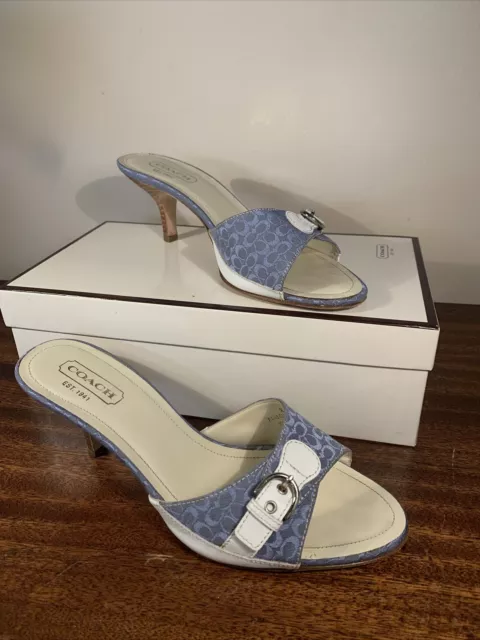 Coach Ashleigh Signature Blue & White Canvas Monogram Slip On Kitten Heels Sz 8