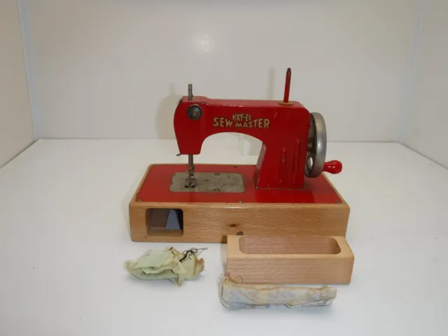 Vtg Child's Toy KAY AN EE Red Sew Master Sewing Machine Berlin Germany