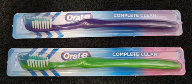 2 Zahnbürsten, Medium, Fa. Oral-B, complete Clean