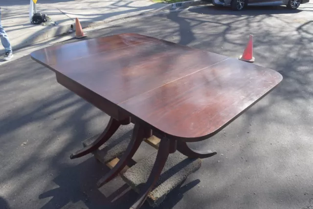 Vintage Federal PHYFE DUNCAN Style Triple Pedestal Drop-Leaf Dining Table 1940s 2