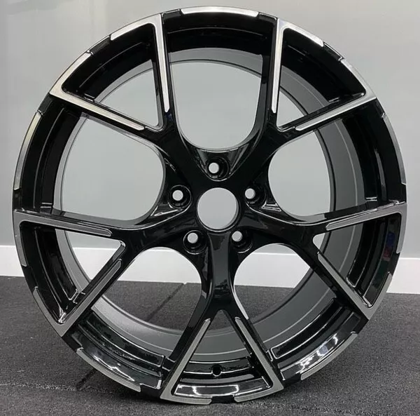 4 jantes alu neuves type AUDI ROTOR 18" BLACK polish A3 A4 A5 A6 A7 Q5 Q3 Q2 A1