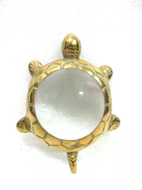 Tortue loupe en laiton