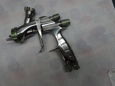 Anest Iwata LS-400 Paint Spray Gun with 1.8 Tip