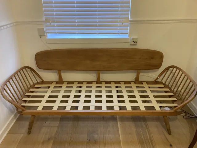 Ercol Day Bed Studio Couch