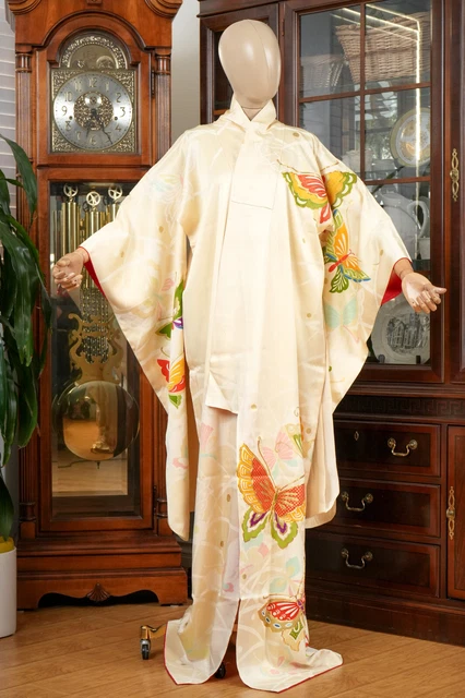 Dear Vanilla Japanese Silk Furisode Kimono Women's Authentic Japan Made Vintage