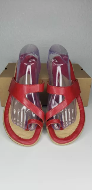 Born BOC Sandals Womens 10 Red Flip Flop Thong Sandals Leather Flat Slip On