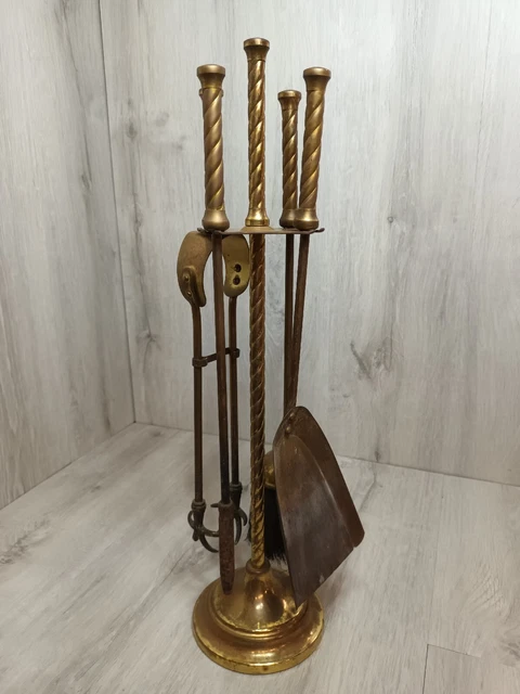 Set compagno Fireside lingue ottone/effetto, poker, pala, spazzola. Vintage.