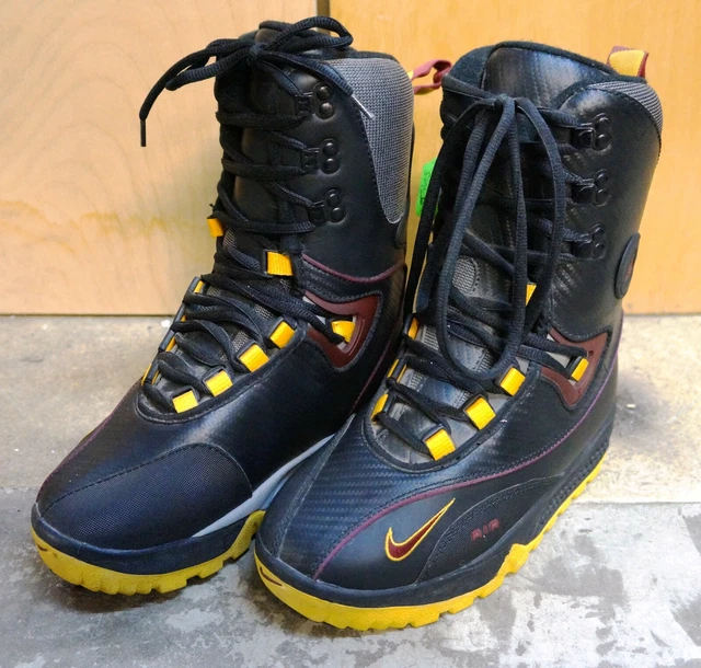Nike acg sales boots burgundy