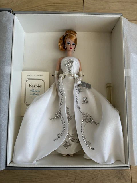 Barbie Suite Retreat 2004 - Collection Silkstone Gold Label - NRFB - Modèle G8078
