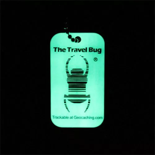 3 X Geocahing Bug Voyage Qr Code Glow En Sombre traveltag geocoin Traçable 2