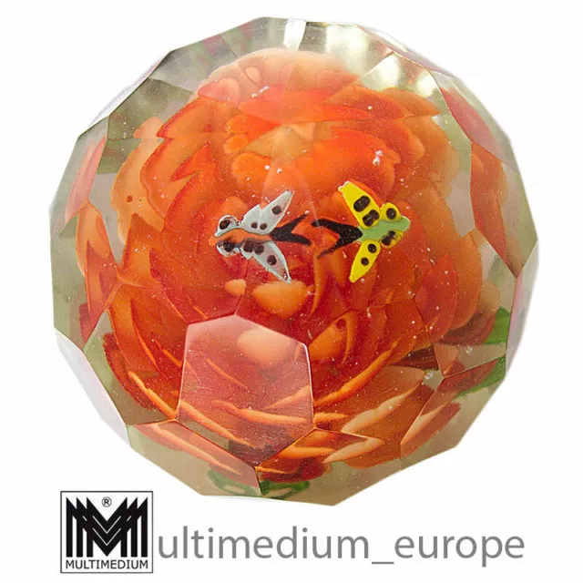 Paperweight Glas Briefbeschwerer Blumen in Böhmen geschliffen Rot glass flower