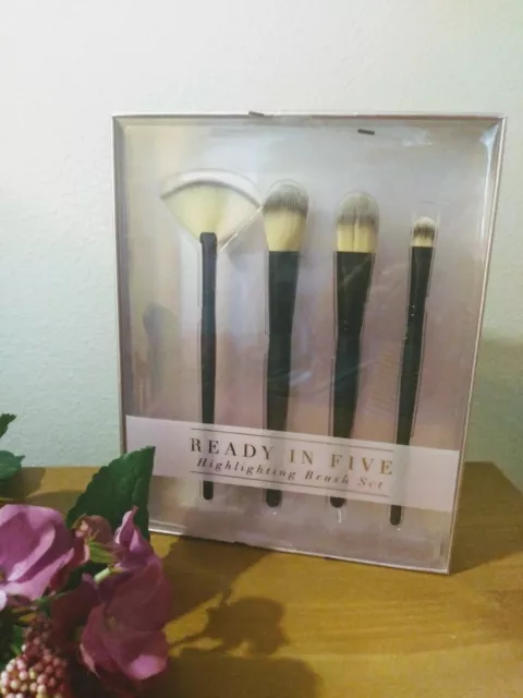 Ready In Five Highlighting Brush Set of 4 Finishing/Cheek/Foundation/ Concealer