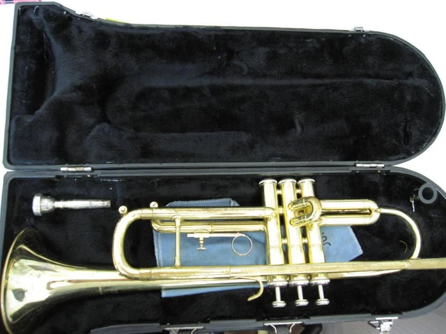 Jupiter trumpet JTR-300 used with many scratches hard case Direct from JAPAN