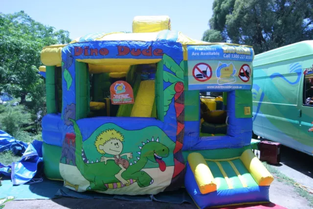 MASSIVE JUMPING CASTLE SALE - 4.5m x 5m Fun Factory ** Commercial * USED
