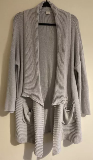 Cardigan a cascata lunga poesia da donna a maglia spessa. Taglia L. Tasche. Grigio. BELLISSIMO