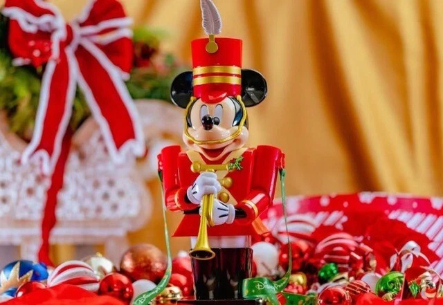 2023 Disneyland Christmas Mickey Toy Soldier Sipper Cup  Exclusive!