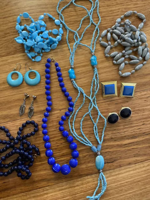 Retro Vintage Bulk Jewellery Lot Earrings Necklaces Beads Blue Lot A 011