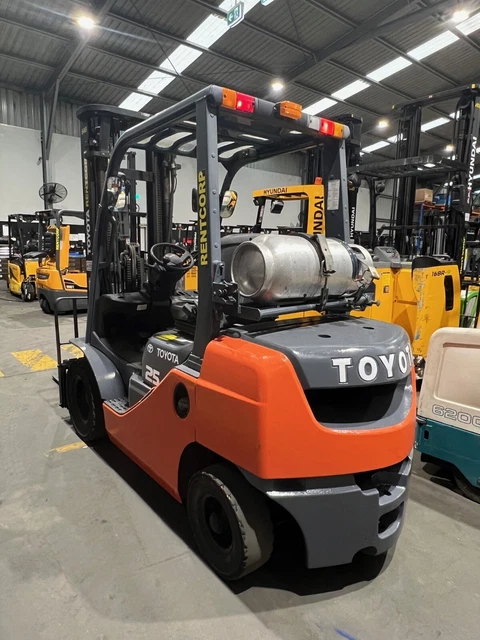 TOYOTA 8FG-25 LPG Forklift-No Reserve Auction $8,000.00 - PicClick AU