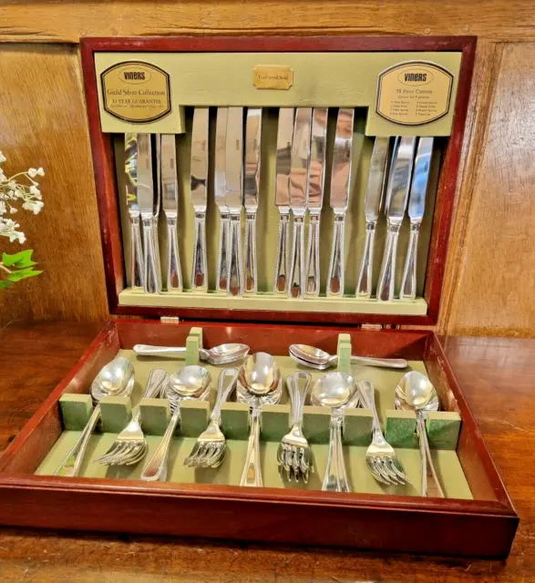 VERY RARELY USED EXC. Silver Plate VINERS "BEAD" 58 pc CANTEEN/CUTLERY SET for 8