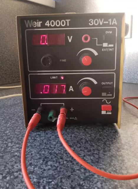 WEIR 4000T 30V, 1A Adjustable Bench Power Supply, works but...