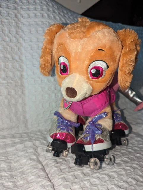 BUILD A BEAR Workshop Nickelodeon Paw Patrol Skye Puppy roller skates