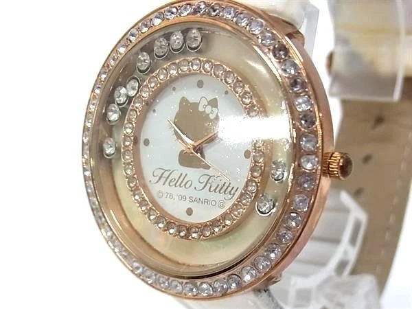 MONTRE FEMME SANRIO Hello Kitty en cuir gaufré crocodile couleur ivoire
