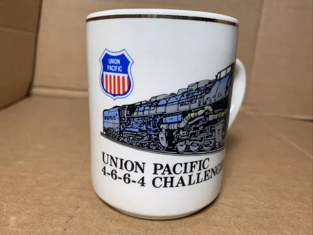 Vtg Trains THE MUGGER Union Pacific Railroad Challenger 3.75" Mug CUP 4-6-6-4
