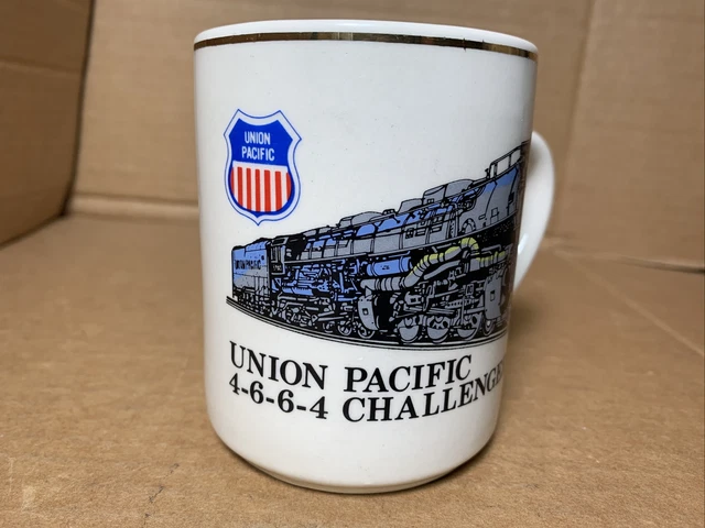 Vtg Trains THE MUGGER Union Pacific Railroad Challenger 3.75" Mug CUP 4-6-6-4