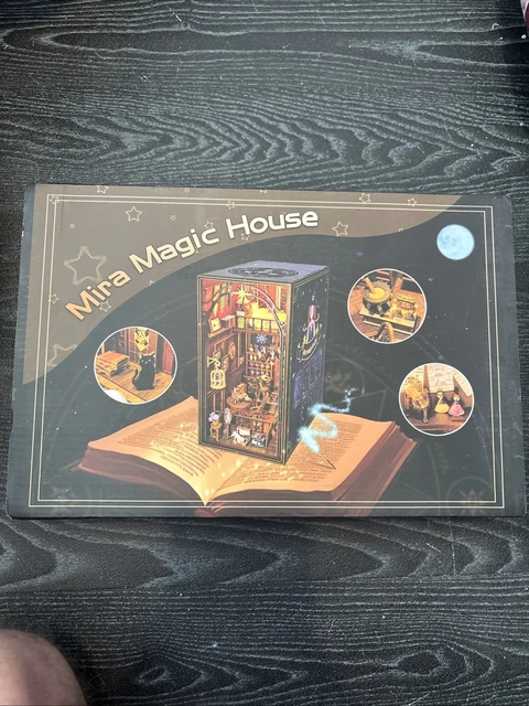 Book Nook Miniature DIY – Maison De Poupée Romantique Avec Robe De Mariée Et Lumières LED – Kit Créatif Cadeau Saint-Valentin Ou Mariage (colle Et Piles Non Incluses)