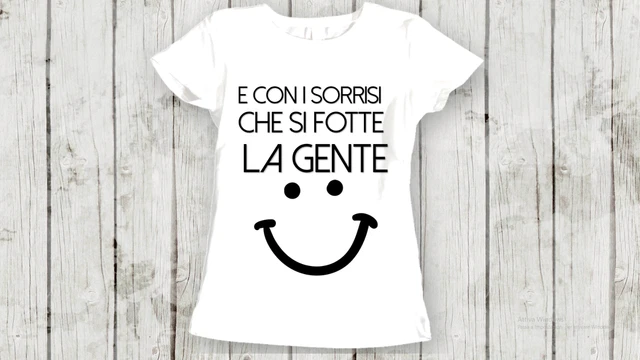 Tshirt donna maglietta divertente sorriso t-shirt spiritosa divertente