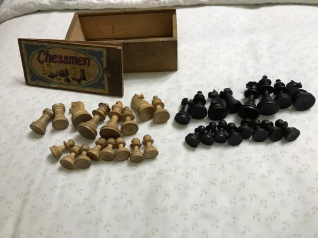 Vintage K&C London  chess set boxed approx  2” king