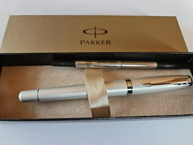 Parker Urban Premium Pearl Metal, Rollerball,  In Geschenkbox,  Neu