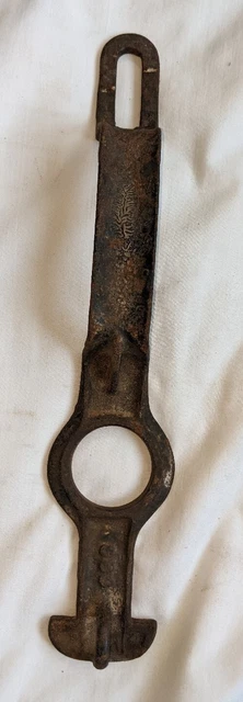 Old UNUSUAL Rustic ANTIQUE Vintage CAST IRON DOOR HANDLE BARN Old SHED GATE Pull