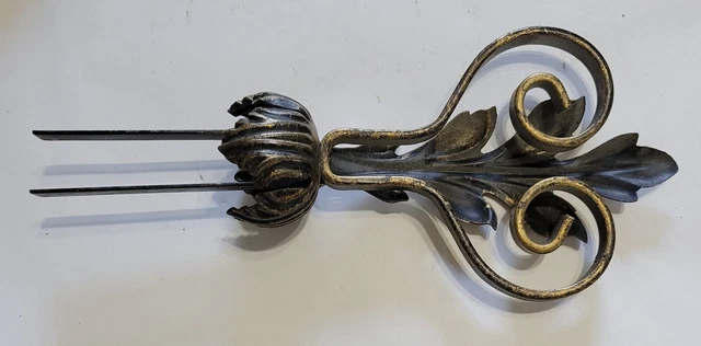 Vintage Metal Drapery Curtain Rod Finials (2) Sets  (4) Total 6" 3