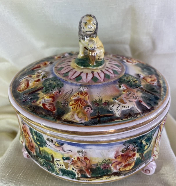 VINTAGE CAPODIMONTE ITALY Footed Lidded Jar Lion Finial Cupid Candy