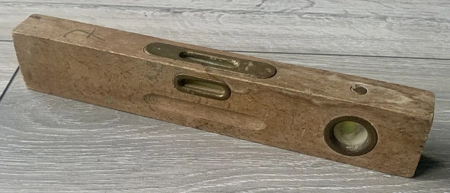 Niveau en bois vintage, ancien niveau en bois, petit niveau, vieil outil à main - France