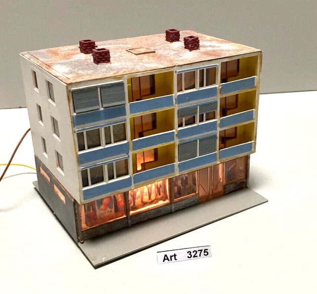 Kibri B-8111 H0 Geschäftshaus mit Beleuchtung, 1:87, sehr selten und RAR, (3275)