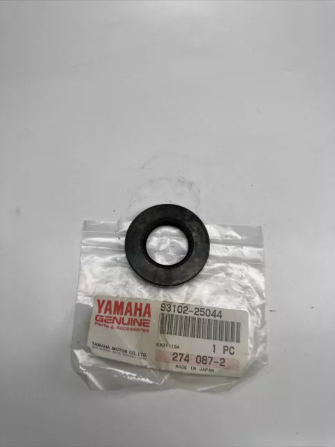 Wellendichtring Oil Seal Yamaha Xvs1100 Rd500Lc Fzr750R 93102-25044 Xx13803