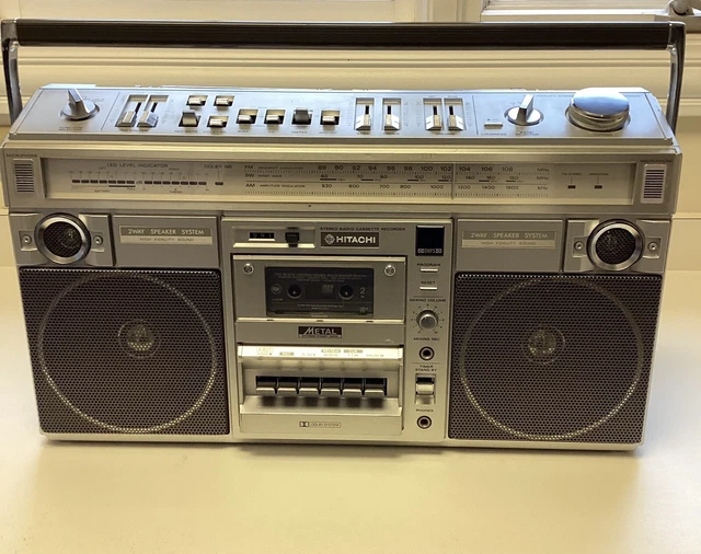 VINTAGE HITACHI TRK8290H Boombox AM / FM Stereo Cassette Radio EUR 391