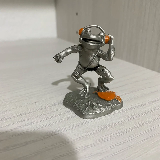 Vintage Miniature Silver-tone Metal  Frog Figurine Listening to Music / Dancing.