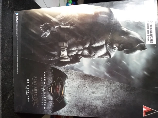 Play Arts Action Figure Batman VS Superman Dawn of Justice no 1 figure/statue Play Arts Action Figure Batman VS Superman Dawn of Justice no 1 figure/statue